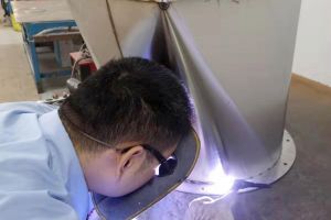 廣州高新技術(shù)鈑金加工企業(yè)-【恒宇泰金屬】連氬焊電焊鋁焊激光焊接都在行
