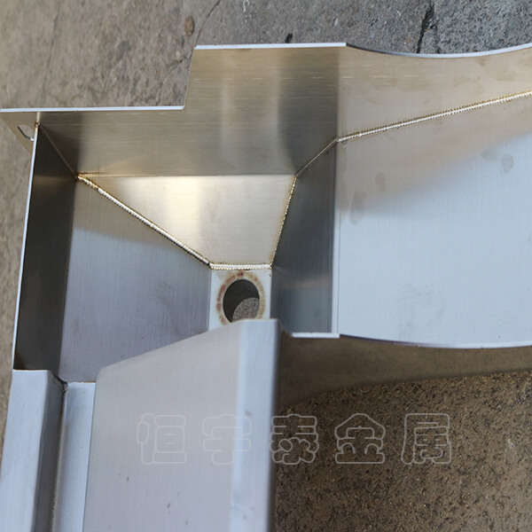 焊接加工 激光焊接技術(shù)的工作原理發(fā)展的趨勢