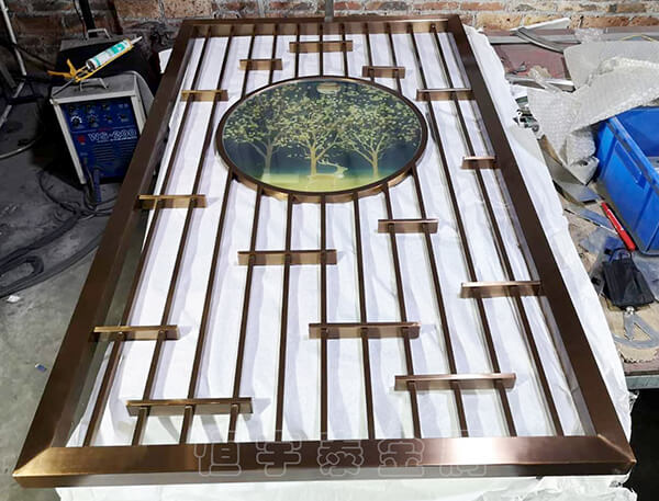 不銹鋼處理簡介 屏風內花格隔斷