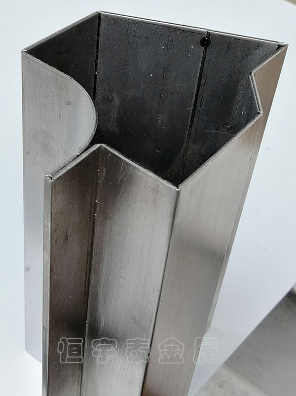 在鈑金制造過程中 如何準確計算沖壓部件的噸位